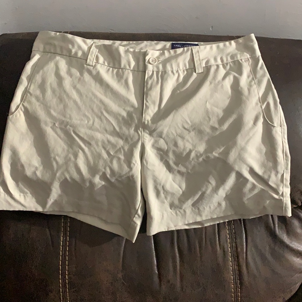 Woman’s Smallwood yacht shorts